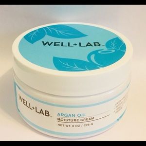 Well Lab skincare Argan oil moisture cream